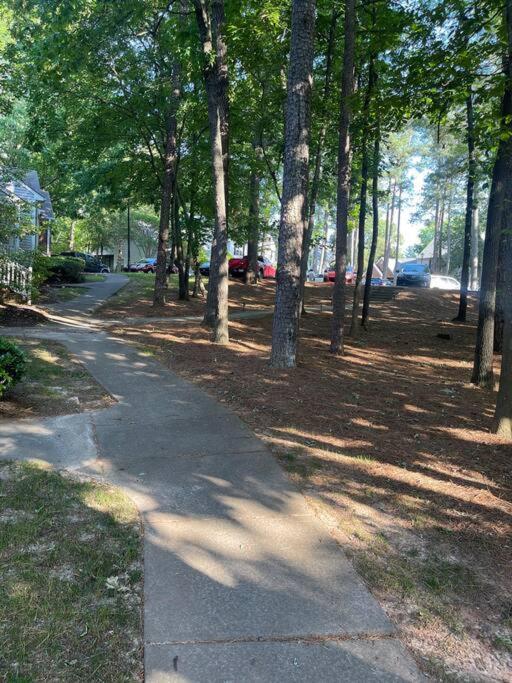 Simple Elegant Townhouse Dt Raleigh Ncsuアパートメント エクステリア 写真